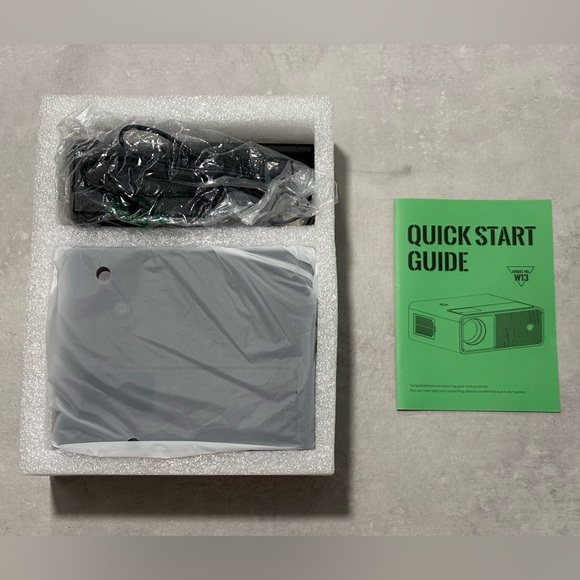 Black Multimedia Projector - Picture 12 of 12